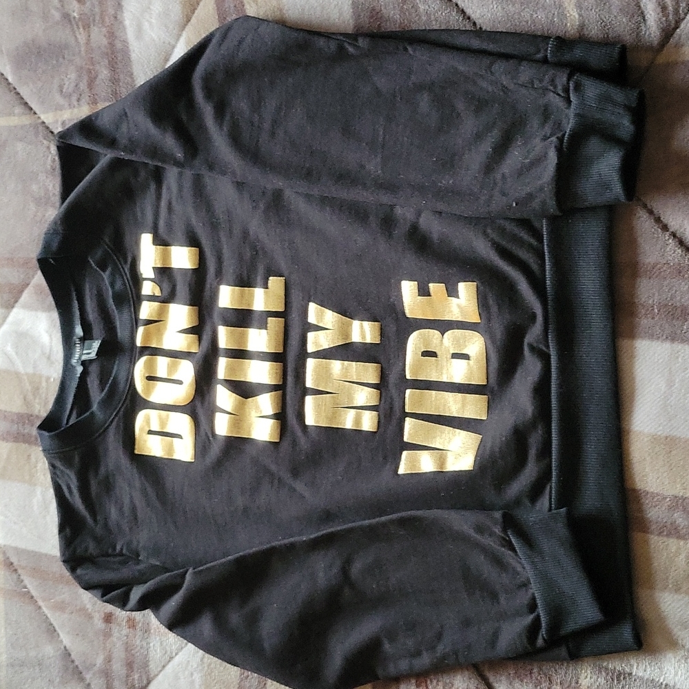 Forever 21 Black Sweatshirt with Gold Print